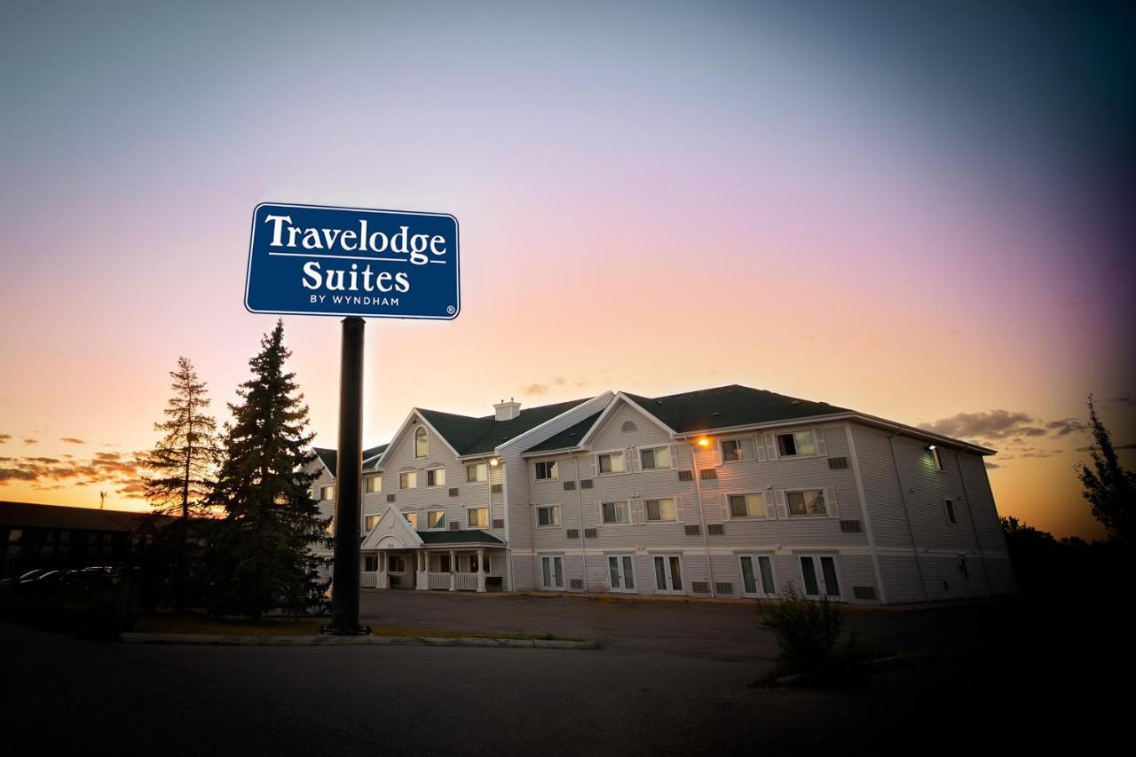 Travelodge Suites By Wyndham Regina - Eastgate Bay Buitenkant foto